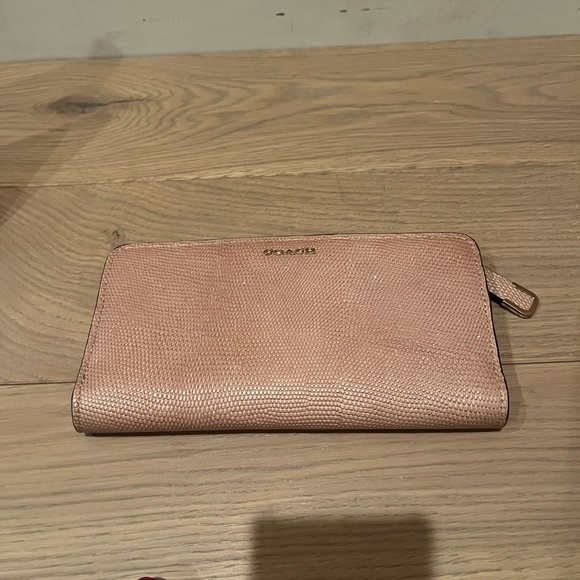 Coach Leather Wallet - Picture 12 of 12